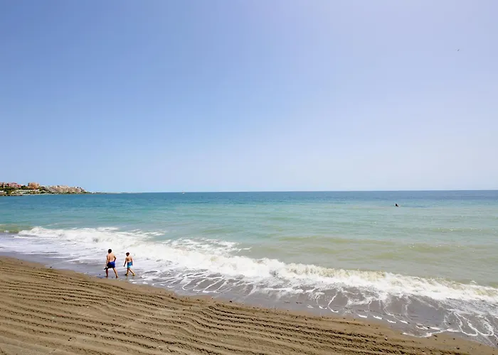 West Townhouse Lara 펜션