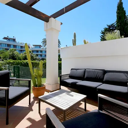 بيت للعطل West Townhouse Lara