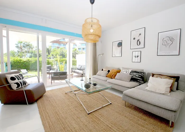 West Townhouse Lara إِستيبونا